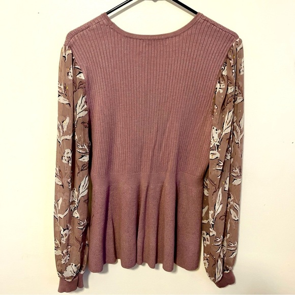 89th + Madison Lavender Peplum Pull On Sweater Bodice Sheer Sleeve Mixed Media - Picture 3 of 6